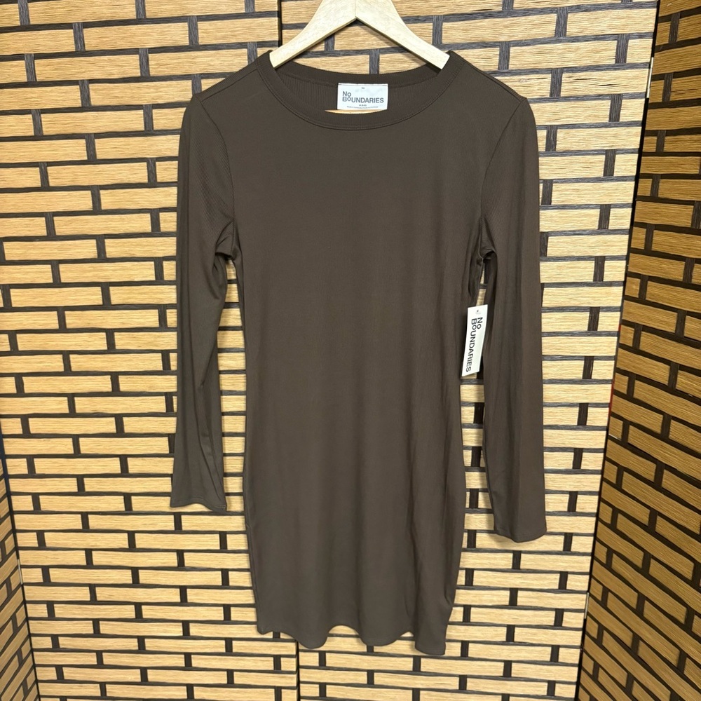 No Boundaries Brown Dress Size Medium